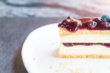 yaban mersini peynirli kek