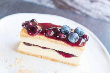 yaban mersini peynirli kek