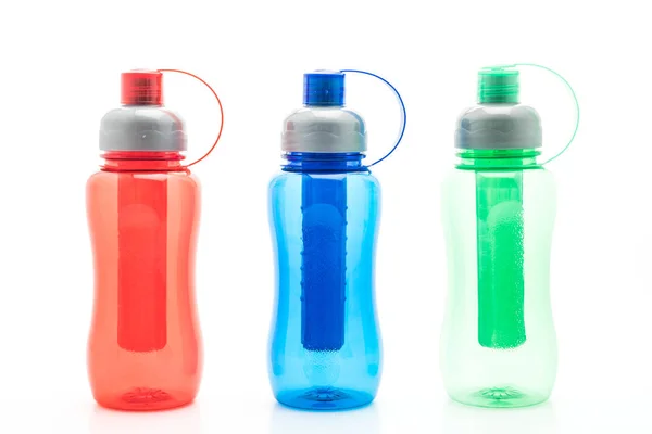 Renkli plastik su şişesi veya kantin — Stok fotoğraf
