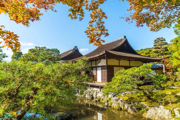 Gümüş Pavilion Ginkakuji Tapınağı'nda güzel mimari