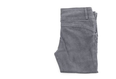 beyaz üzerine siyah pantolon 