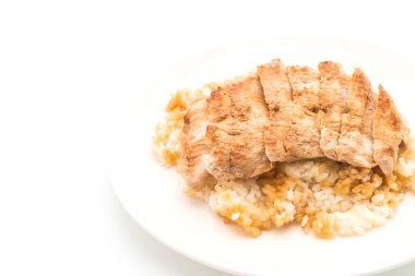 Teriyaki domuz tepesinde pirinç - Japon gıda tarzı