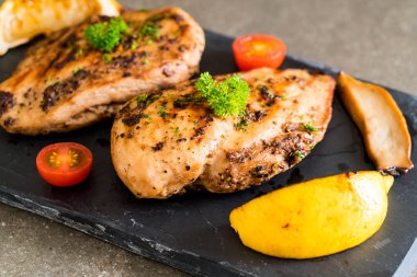 ızgara tavuk biftek