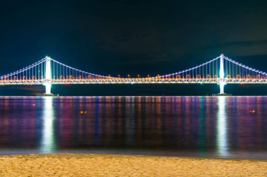 gwangan köprü aydınlatma ile