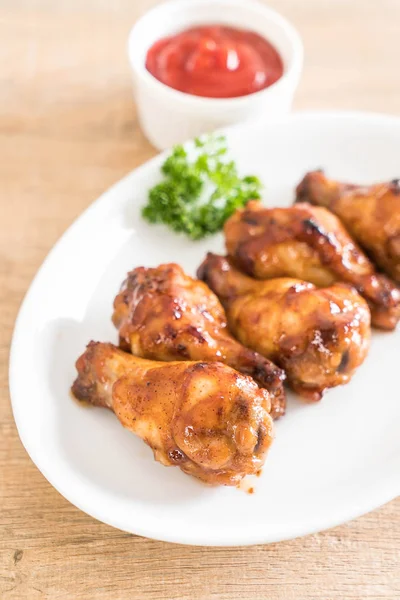 Barbekü tavuk kanadı