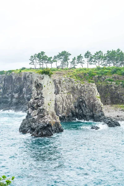 Jeju-do Oedolgae Rock (híres természeti emlékhely) Jeju-sziget, — Stock Fotó