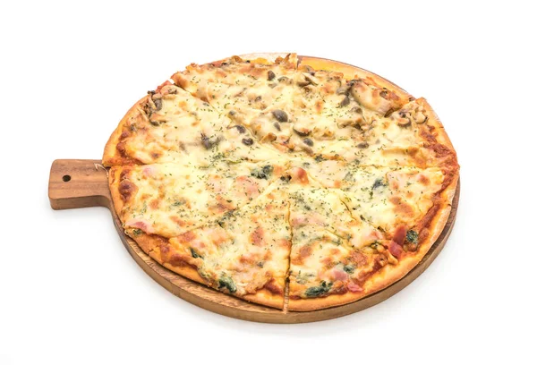 Pizza med spenat och svamp — Stockfoto