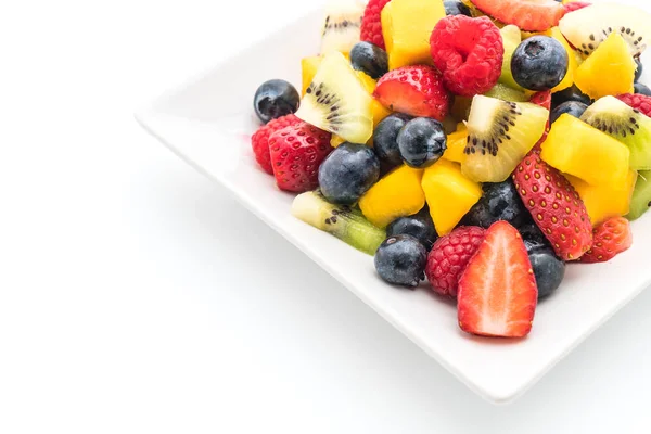 karışık taze meyve (çilek, ahududu, yaban mersini, kivi, mang