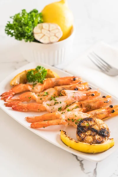 gebakken garnalen met knoflook 