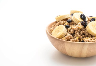 muz, Kuru üzüm ve sütle kahvaltıda granola