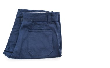 beyaz üzerine kısa pantolon