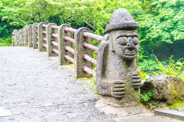 Dol hareuban Köprüsü Cheonjiyeon Falls