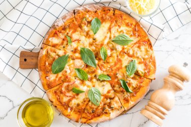 Kum midyeli pizza - Italyan Mutfagi 