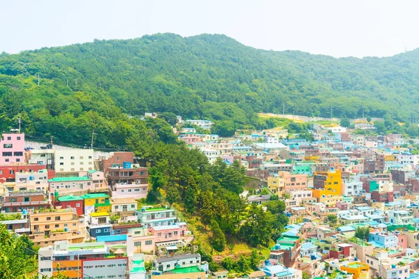Prachtige architectuur op Gamcheon cultuur dorp in Busan — Stockfoto