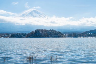 Dağ Fuji San Kawaguchiko Gölü.