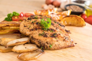 Sebzeli ızgara tavuk biftek 