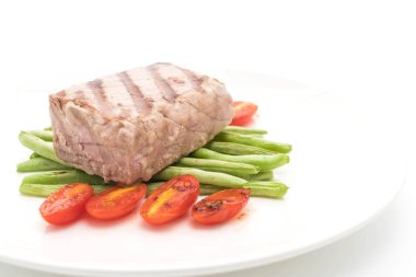 Tuna biftek salatası ile