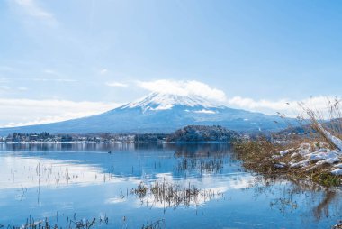 Dağ Fuji San Kawaguchiko Gölü.