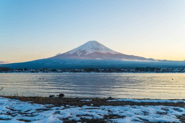 Dağ Fuji San Kawaguchiko Gölü.