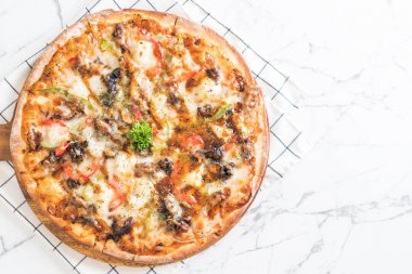 Barbekü domuz eti pizza