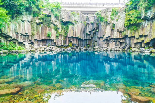 Jeju Isaland Cheonjeyeon vízesések — Stock Fotó