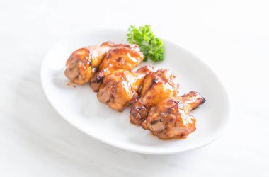 Barbekü tavuk kanadı