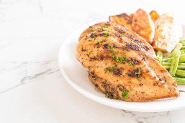 ızgara tavuk biftek 