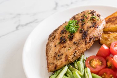 ızgara tavuk biftek 