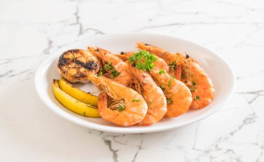 gebakken garnalen met knoflook 