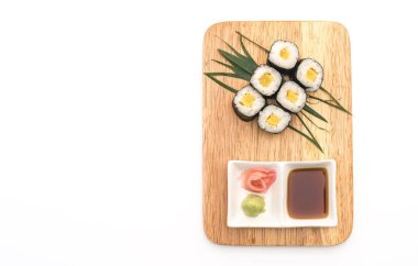 Turşu turp maki sushi-Japon gıda tarzı