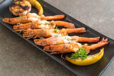 gebakken garnalen met knoflook 