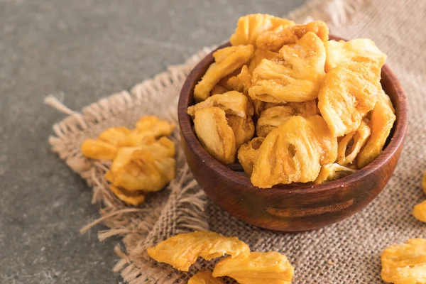 kurutulmuş ananas gevrek cipsi