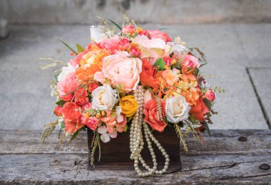 buket çiçek vazosu