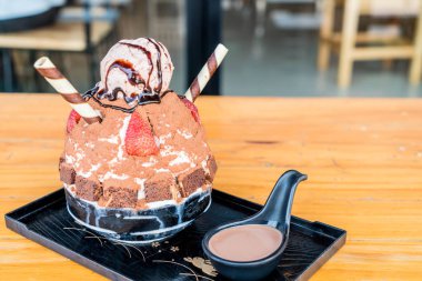 çikolata buz tıraş (bingsu)