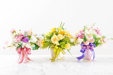 buket çiçek vazosu