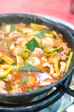 baharatlı çorba (haemultang kalamar)