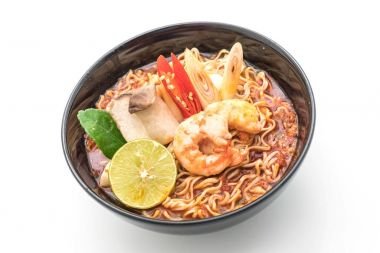 Karidesli baharatlı hazır şehriye çorbası.