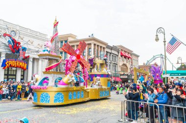 Osaka, Japonya - 21 Kasım 2016: Yeni festivale, yeniden doğmuş Parade, celeb