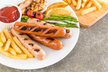 sebzeli ızgara sosis