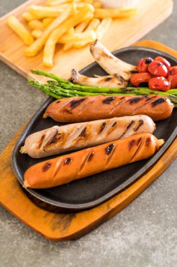 sebzeli ızgara sosis