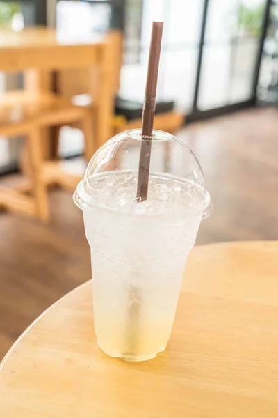 Soda de limón con miel helada — Foto de Stock