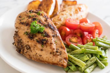 ızgara tavuk biftek 