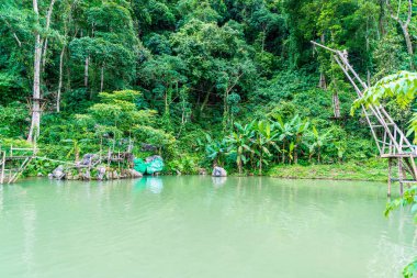 Lagoa Azul em vang vieng, laos