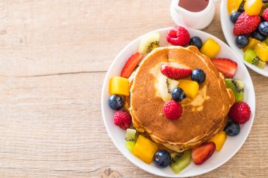 mix meyve ile gözleme