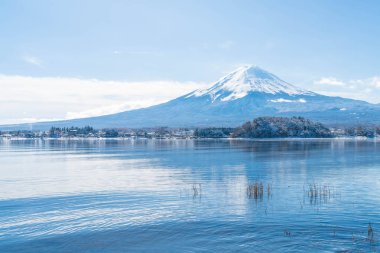 Dağ Fuji San Kawaguchiko Gölü.