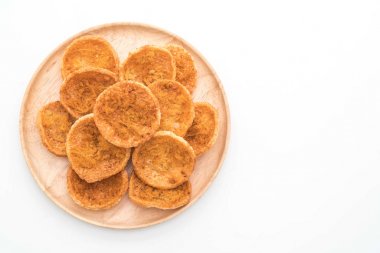 rendelenmiş domuz pirinç kraker ile kurutulmuş