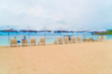 bulanıklık güzel lüks şemsiye ve sandalye deniz ve bea