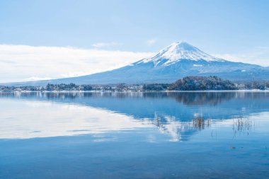 Dağ Fuji San Kawaguchiko Gölü.