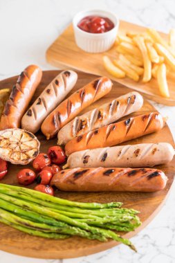 sebzeli ızgara sosis