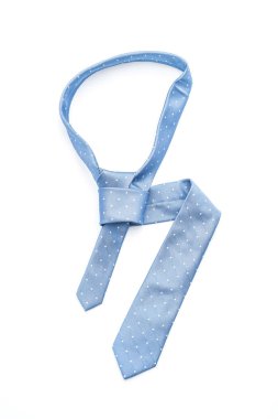 Beyaz güzel mavi kravat
